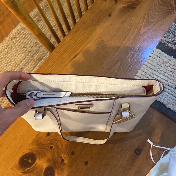 Dooney Bourke - Picture 5 of 10